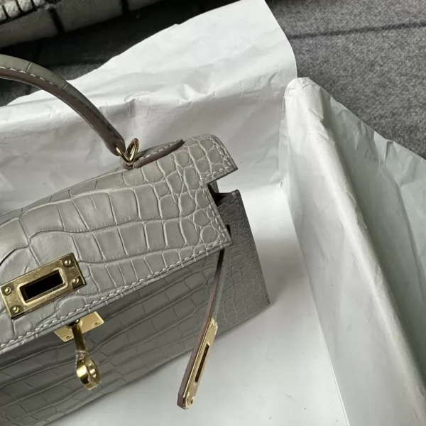 Herms Boutique Mini Kelly 19CM 80 Gris Pearl Matte Alligator Crocodile Gold Hardware