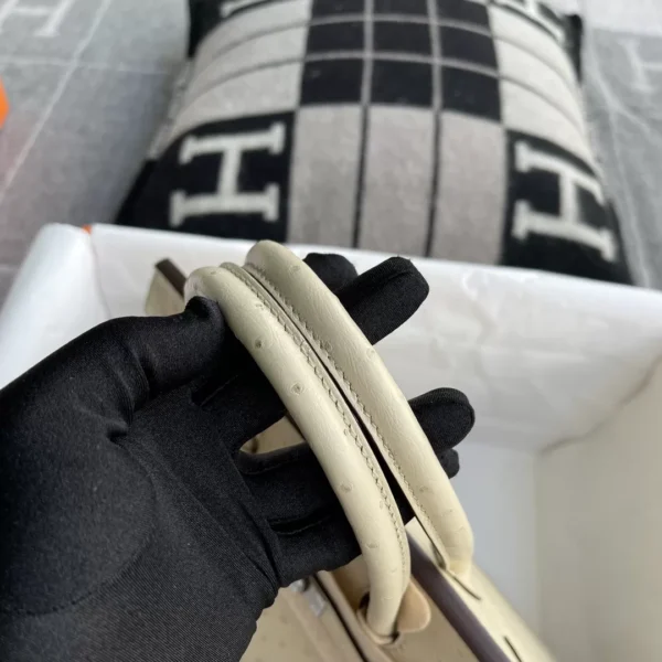 Qatar Doha Hermes Ostrich Birkin 30CM 3C Parchemin Silver Hardware