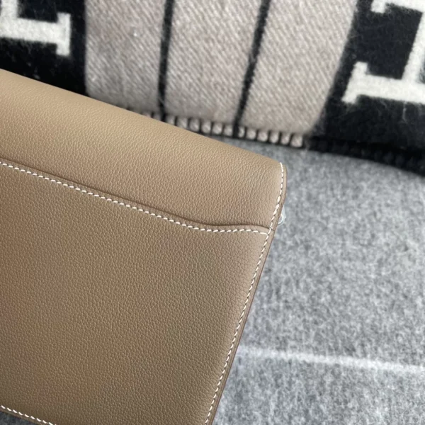 3ab75e51eda5a46-jpg Hermes Boutique Evercolor Leather Roulis 19CM CK18 Etoupe Silver Hardware