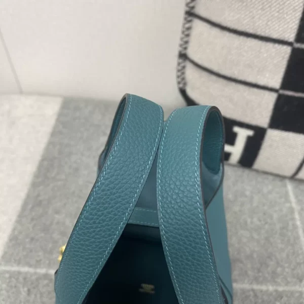 Hong Kong Hermes TC Leather Picotin 18CM W0 Vert Bosphore Gold Hardware