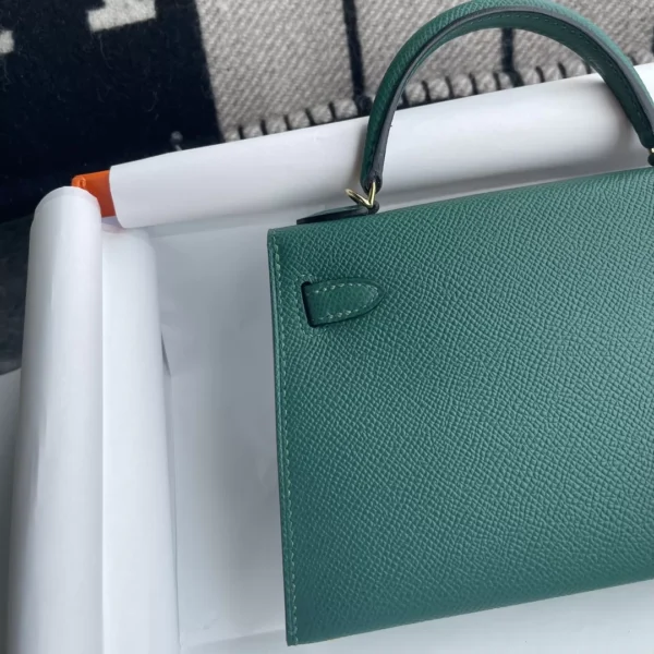 Hermes Epsom Leather Z6 Malachite Mini Kelly 19CM Gold Hardware