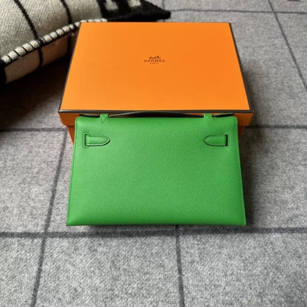 7a26237e79cda00-jpg Hermes 1K Bambou Epsom Leather Kelly Pochette 22CM Silver Hardware