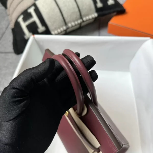 Australia Sydney 57 Bordeaux Swift Leather Birkin 30CM Gold Hardware