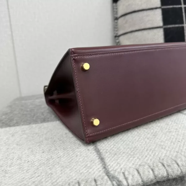 Hong Kong Hermes CK55 Rouge H Box Leather Kelly Sellier 28CM Gold Hardware