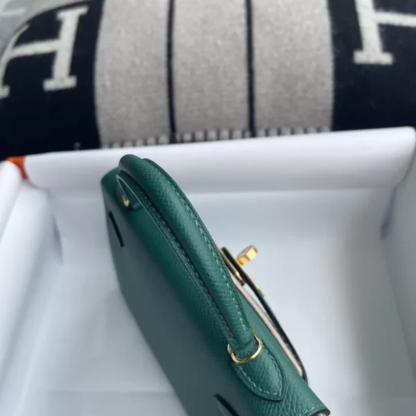 Hermes Epsom Leather Z6 Malachite Mini Kelly 19CM Gold Hardware