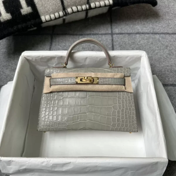 Herms Boutique Mini Kelly 19CM 80 Gris Pearl Matte Alligator Crocodile Gold Hardware