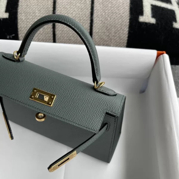 Hermes Shop Mini Kelly 19CM CK63 Vert Amande Epsom Leather Gold Hardware