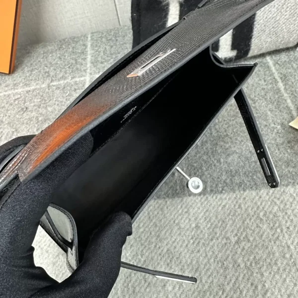 d4da1982d80350c-jpg Saudi Arabia Riyadh Hermes Lizard Kelly Pochette 22CM 89 Noir Silver Hardware