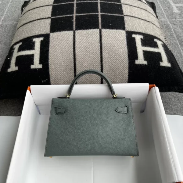 Hermes Shop Mini Kelly 19CM CK63 Vert Amande Epsom Leather Gold Hardware