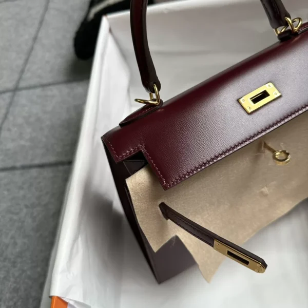 USA New York Hermes Box Leather Kelly Sellier 25CM 57 Bordeaux Gold Hardware