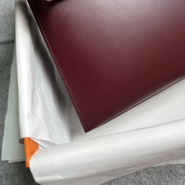 USA New York Hermes Box Leather Kelly Sellier 25CM 57 Bordeaux Gold Hardware
