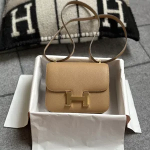 UK London Hermes Epsom Leather 0M Chai Constance 18CM Gold Hardware