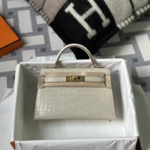 Australia Sydney Hermes 8L Beton Matte Alligator Crocodile Mini Kelly 19 Gold Hardware