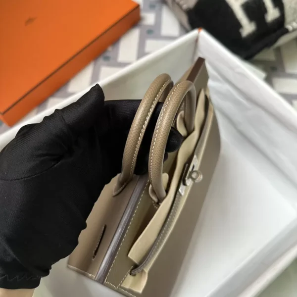 USA New York Hermes 18 Etoupe Epsom Birkin Sellier 25CM Silver Hardware