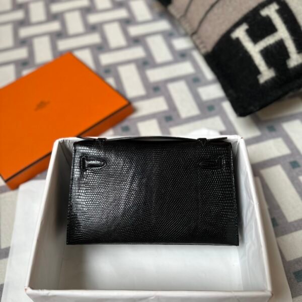 UAE Dubai Hermes Lizard Leather Kelly Pochette 22CM 89 Noir Gold Hardware