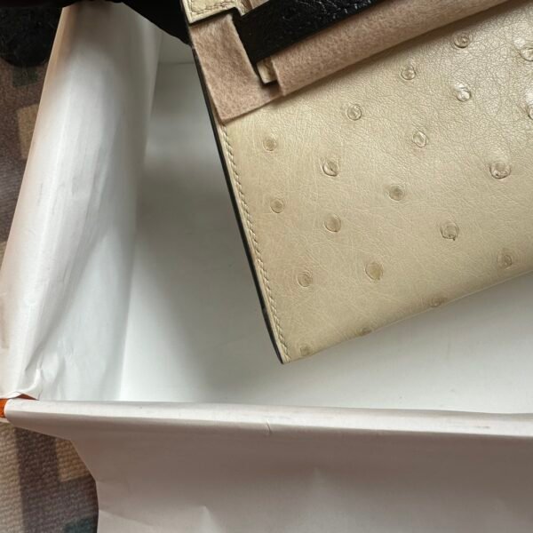 Britain Hermes Ostrich Mini Kelly 19CM Parchemin / Black Gold Hardware