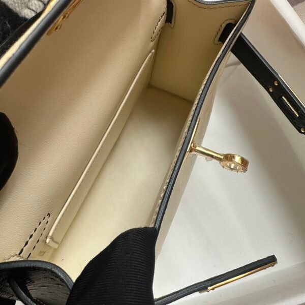 Britain Hermes Ostrich Mini Kelly 19CM Parchemin / Black Gold Hardware