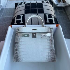 Russia Moscow Hermes Himalaya Crocodile Leather Kelly 28CM Silver Hardware