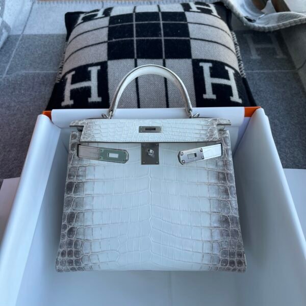 Russia Moscow Hermes Himalaya Crocodile Leather Kelly 28CM Silver Hardware