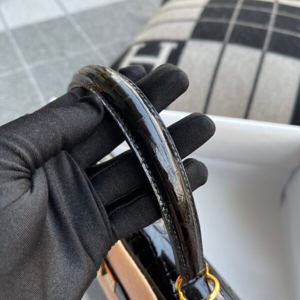 Hermes Bag Price Shiny Niloticus Crocodile Kelly Sellier 28CM 89 Noir Gold Hardware