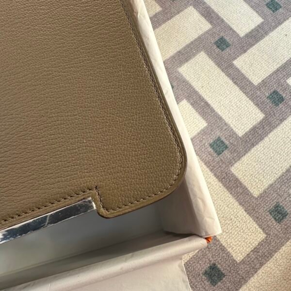 Canada Toronto Hermes 18 Etoupe Chevre Leather Geta 20CM Silver Hardware