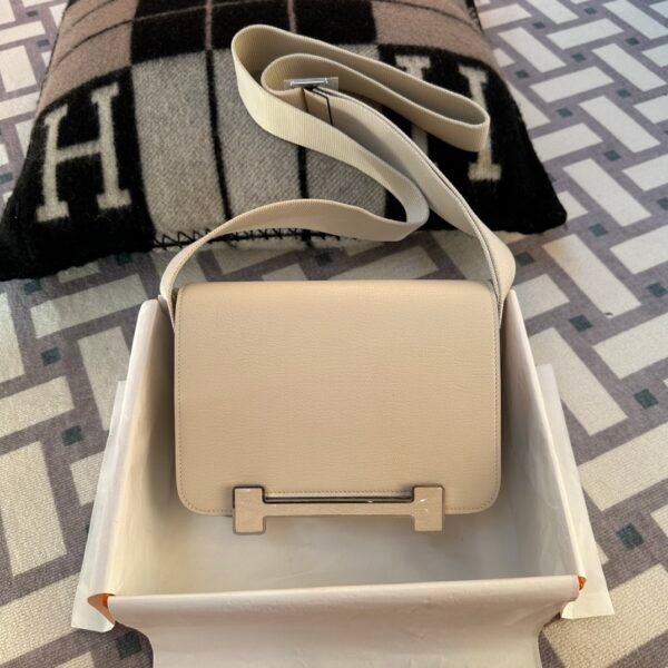 UAE Dubai Hermes Bag Geta 20CM Chevre Leather I2 Nata Silver Hardware