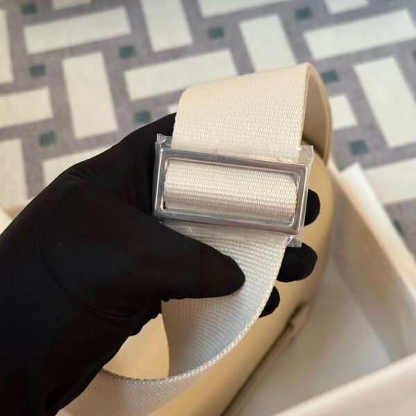 UAE Dubai Hermes Bag Geta 20CM Chevre Leather I2 Nata Silver Hardware