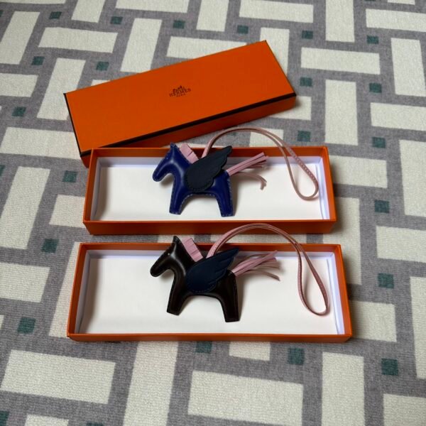 Russia Moscow Hermes Pegasus Hangings Flying Horse Pendants