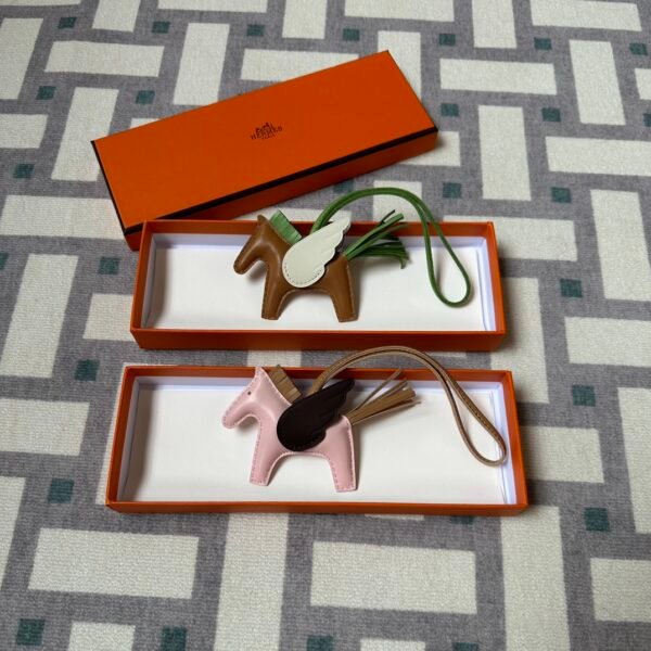 Hermes Rodeo Pegase PM Charms Agneau Leather in 0M Chai & 3Q Rose Sakura