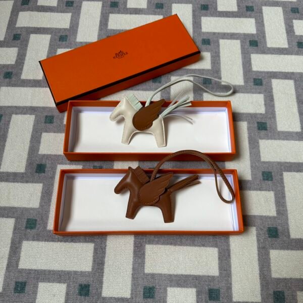 wsxc1715792384983_8-1 Hermes Bag Charms Rodeo Pegase PM Agneau Leather 10 Craie & 55 Rouge H