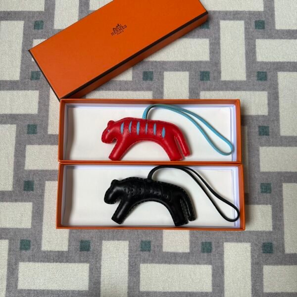Multi-color Hermes Bag Tiger Hangings Pendants