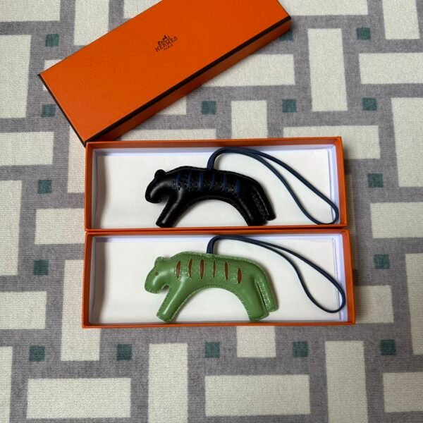 Multi-color Hermes Bag Tiger Hangings Pendants