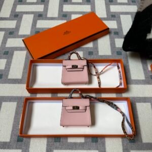 Hermes Kelly Twilly Bag Charm Tadelakt Leather 3Q Rose Sakura Silver/Gold Hardware