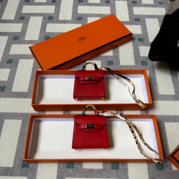 wsxc1715796487592_0-1 Hermes Kelly Twilly Bag Charms Tadelakt Leather Q5 Rouge Casaque Silver/Gold Hardware