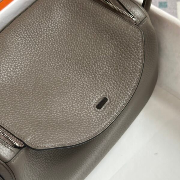 Hermes 8F Etain Clemence Leather Lindy 26CM Silver Hardware