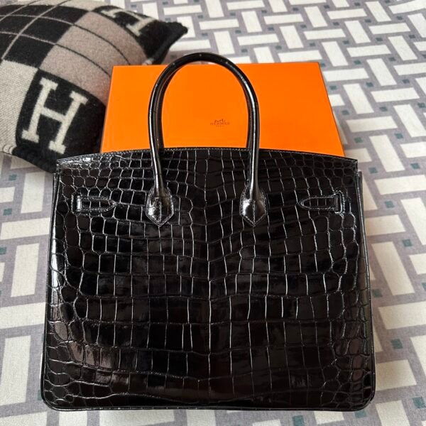 Australia Sydney Hermes Birkin 35CM 89 Noir Shiny Niloticus Crocodile Gold Hardware
