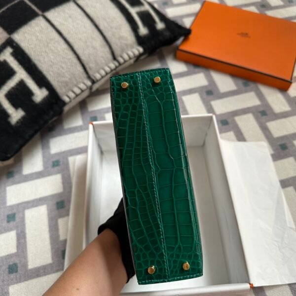 Vietnam Hermes Shiny Alligator Crocodile Mini Kelly 19CM 6Q Vert Emeraude Gold Hardware