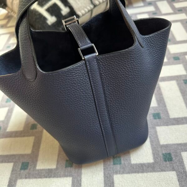 Qatar Doha Hermes Picotin 18CM Clemence Leather 73 Blue Saphir Silver Hardware