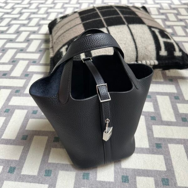 Hermes Bag Price Clemence Leather Picotin 18CM 2Z Blue Nuit Silver Hardware