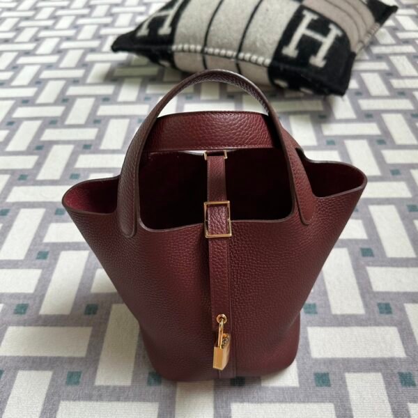 wsxc1718980792657_1 UAE Dubai Hermes Clemence Leather 55 Rouge H Picotin 18CM Gold Hardware