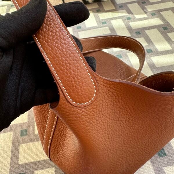 Russia Moscow Hermes Picotin 22CM 37 Gold Clemence Leather Gold Hardware