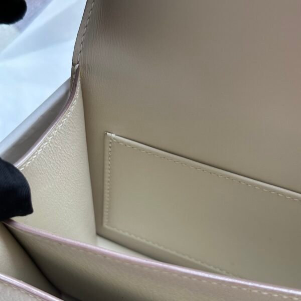 USA New York Hermes Constance 18CM Chevre Leather 10 Craie Silver Hardware