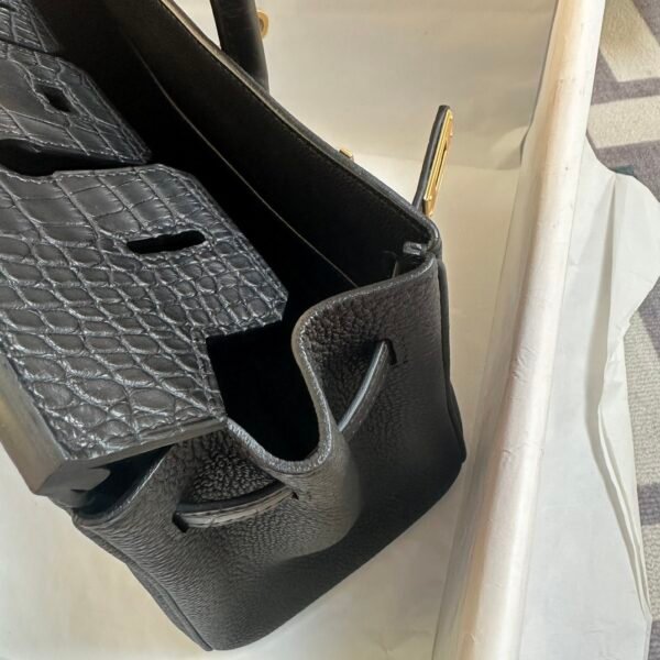 Hong Kong Hermes Birkin Touch 25CM 89 Noir Matte Crocodile / Togo Gold Hardware