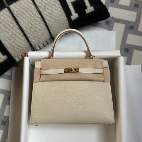Korea Seoul Hermes Epsom Leather CC10 Craie Kelly Sellier 25CM Gold Hardware