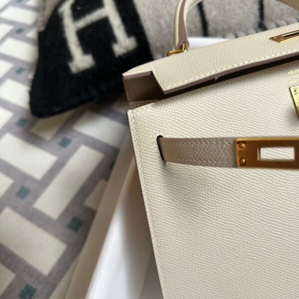 Korea Seoul Hermes Epsom Leather CC10 Craie Kelly Sellier 25CM Gold Hardware