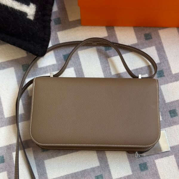 UAE Dubai Hermes Constance 24 Elan Epsom Leather CK18 Etoupe Silver Hardware