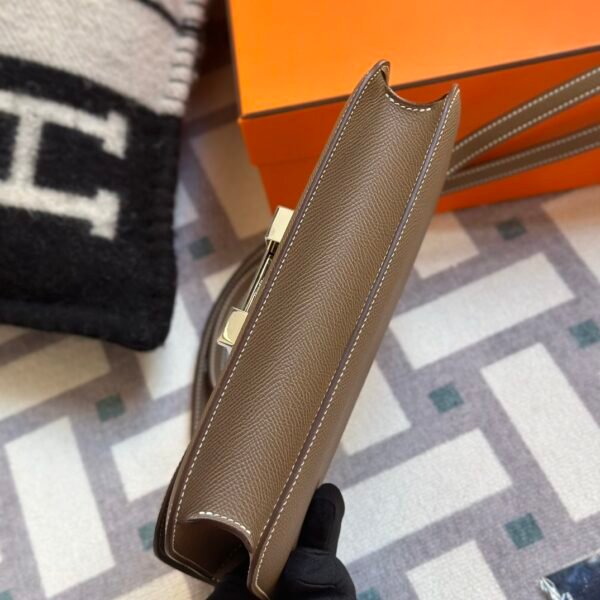 UAE Dubai Hermes Constance 24 Elan Epsom Leather CK18 Etoupe Silver Hardware