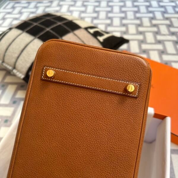 Russia Moscow Hermes Birkin 30CM Barenia Faubourg 34 Fauve Gold Hardware