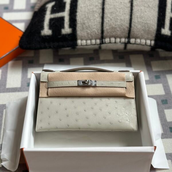 UK London Hermes KK Ostrich 80 Gris Pearl Kelly Pochette 22cm Silver Hardware