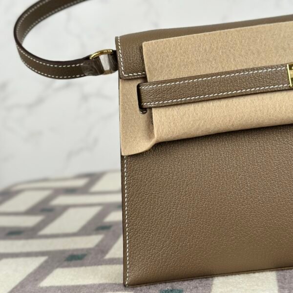 wsxc1722269296506_2 Hermes Bag Images Chevre Leather CC18 Etoupe Kelly Elan 27CM Gold Hardware